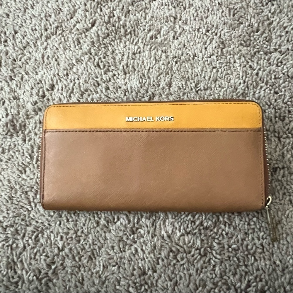 Michael Kors Colorblock Wallet Zip‎ Around